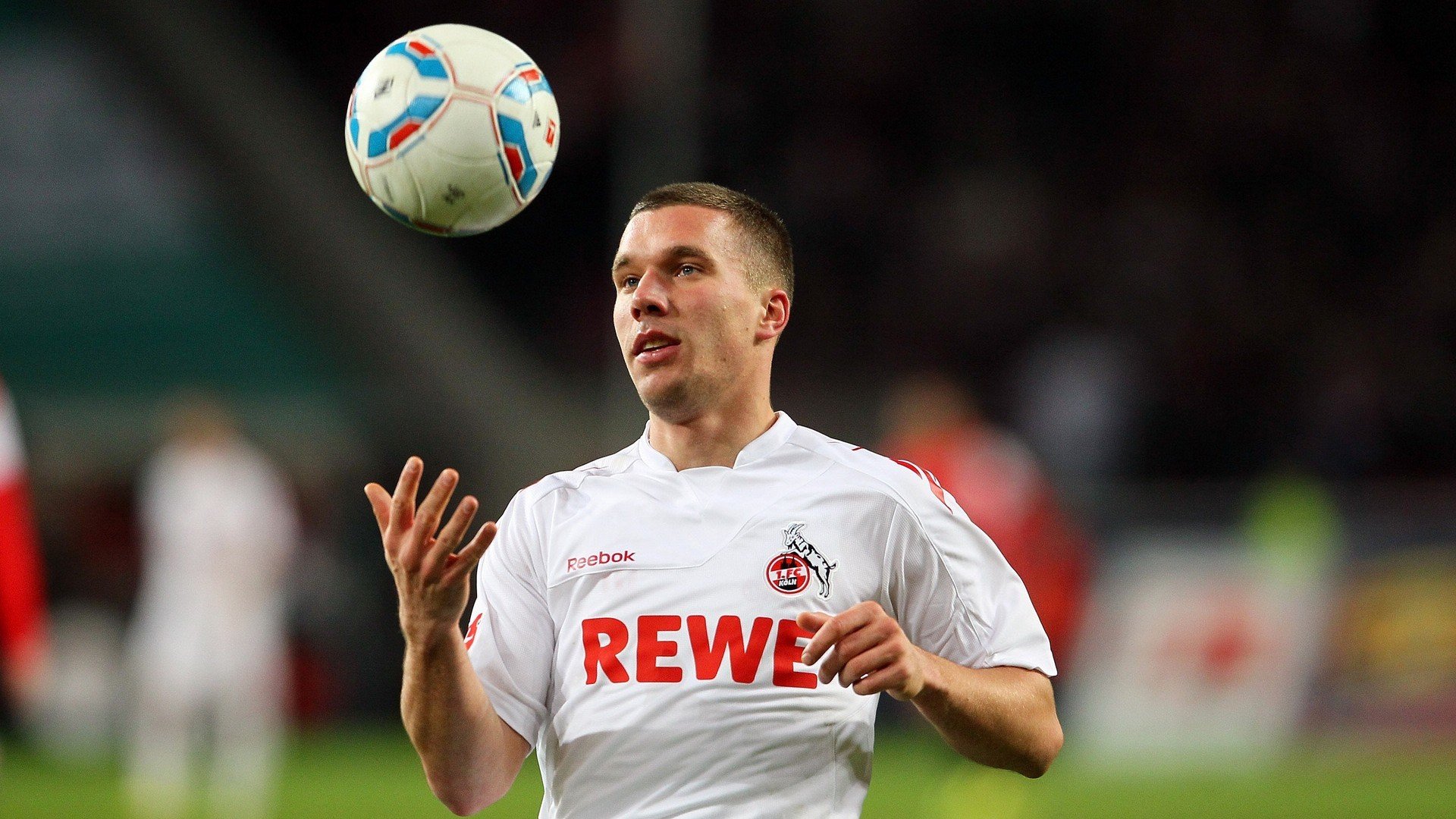 中国男篮的努力铺就光明未来，中国男篮虽败犹荣